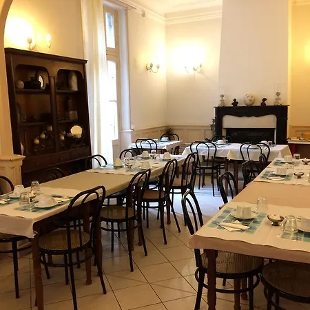Szálloda Acapulco Montpellier